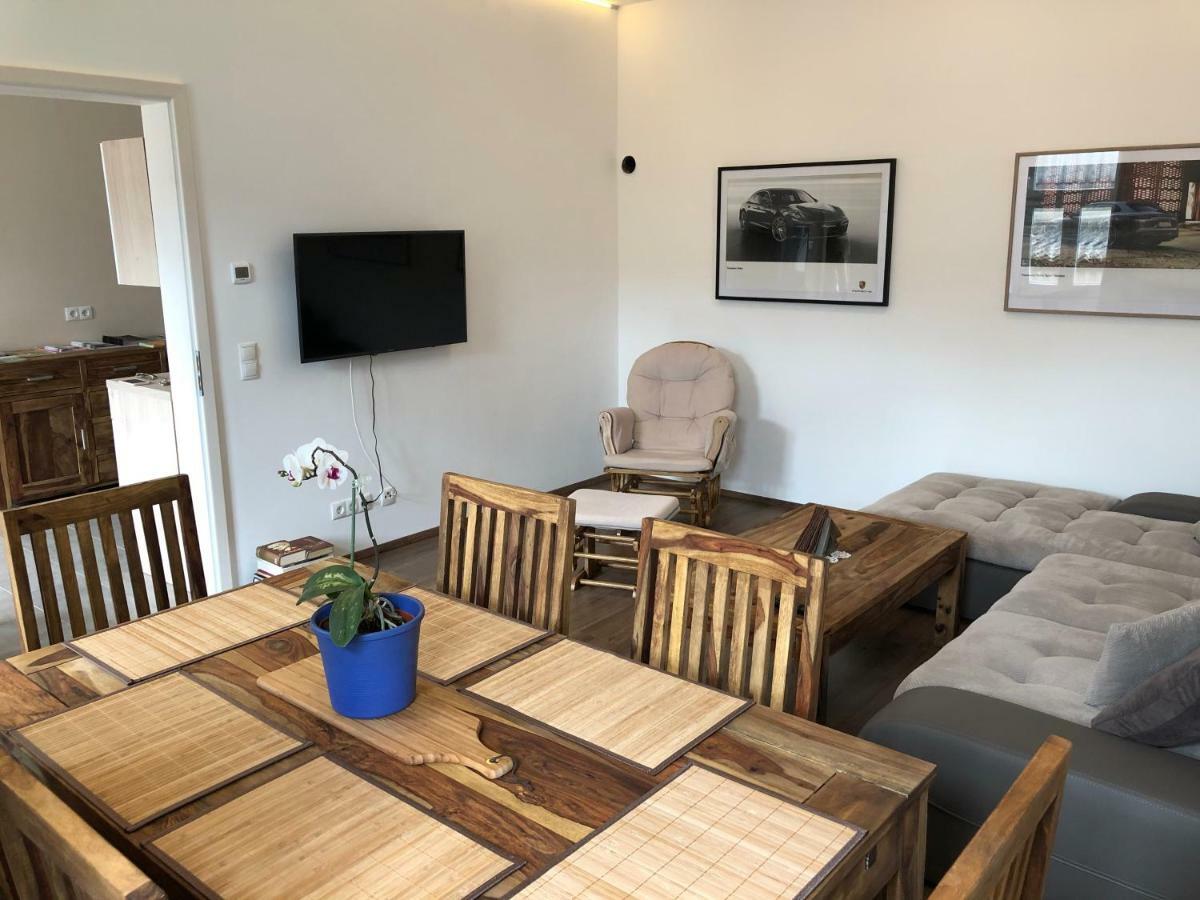Ferienwohnung Riesling House Laa Laa an der Thaya Exterior foto